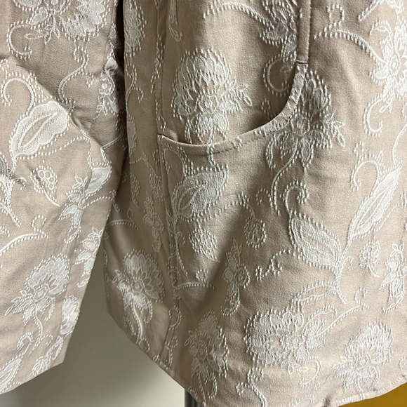 Susan Graver tan embroidered jacket NWT XL QVC - Picture 3 of 9